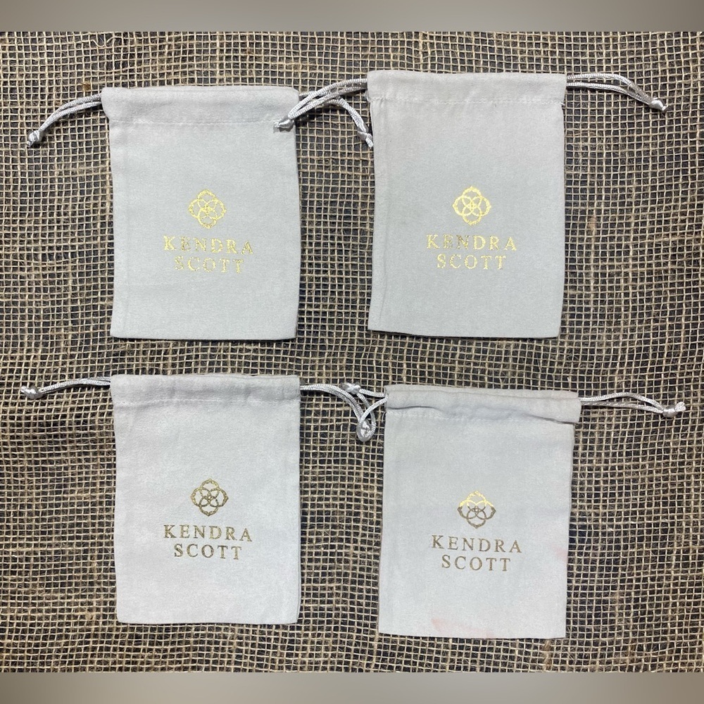 Kendra Scott Set of 4 Jewelry Dust Pouches, Light Grey/Beige with Gold Writing